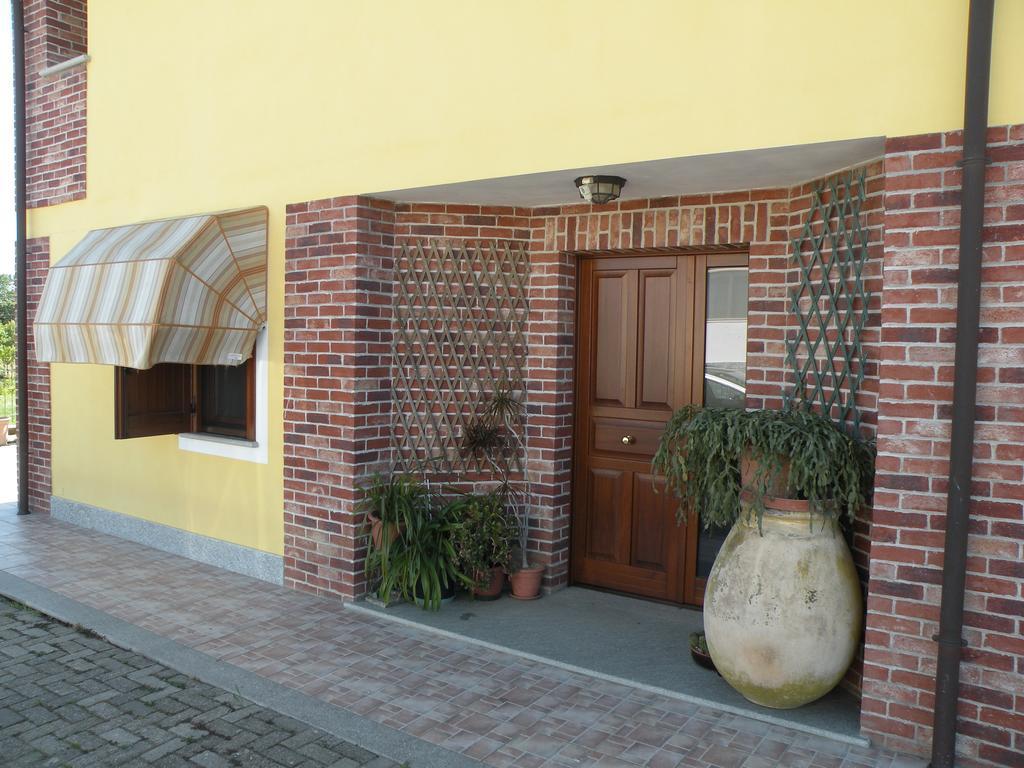 B&B Da Levi Piana Del Sole Rivalta Bormida Exteriör bild
